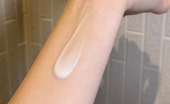 The Total Shield SPF 50 - PA++++ | EviDenS de Beauté