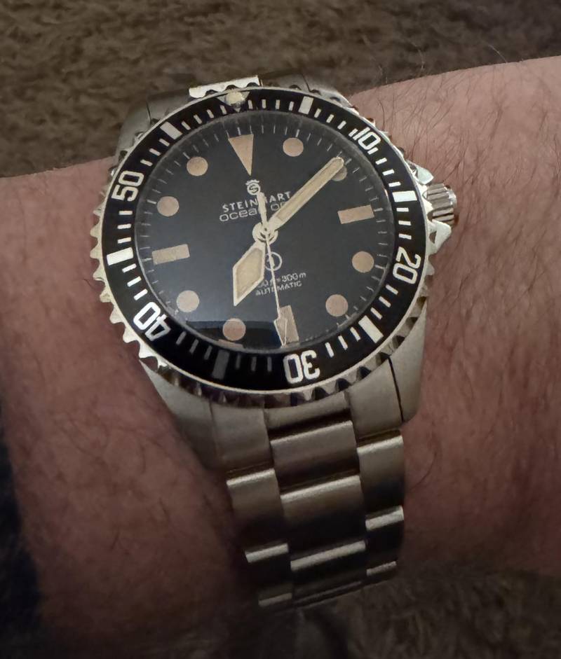 Steinhart Ocean Vintage Military 39 - Gnomon Exclusive