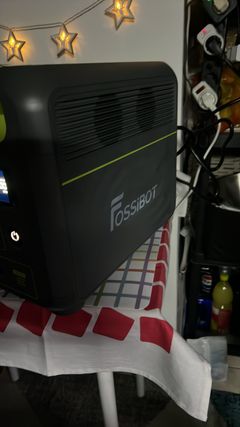 FOSSiBOT F1200ポータブル電源+200Wソーラーパネルセット | 防災推奨