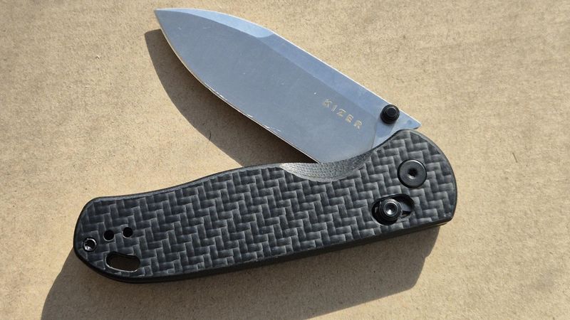 カランビット　23 Drop Bear 2.97 inch NitroV Blade Carbon Fiber Handle V3619A3