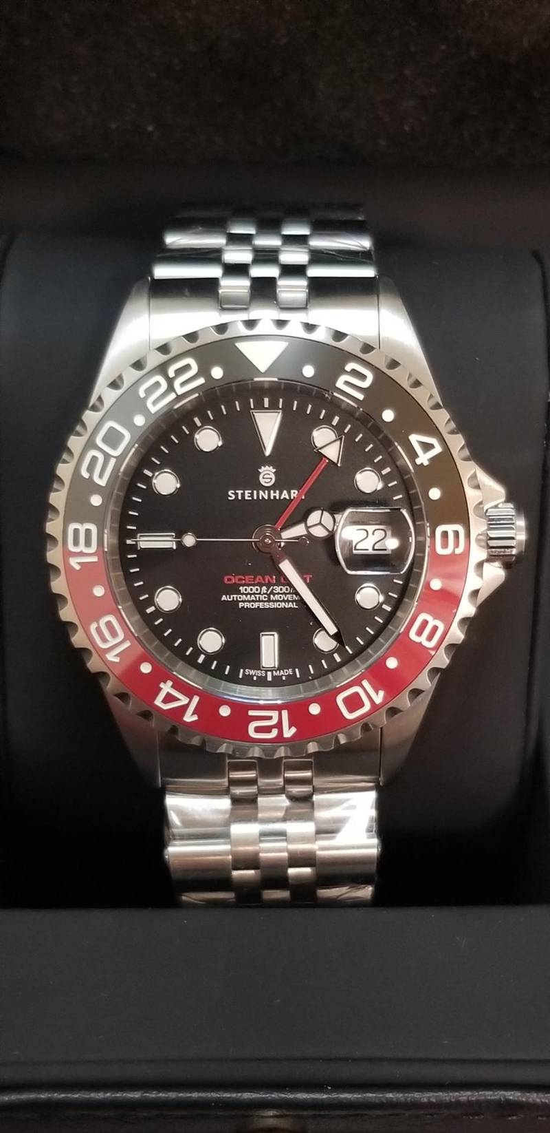 Steinhart Ocean One GMT Black/Red Ceramic 2
