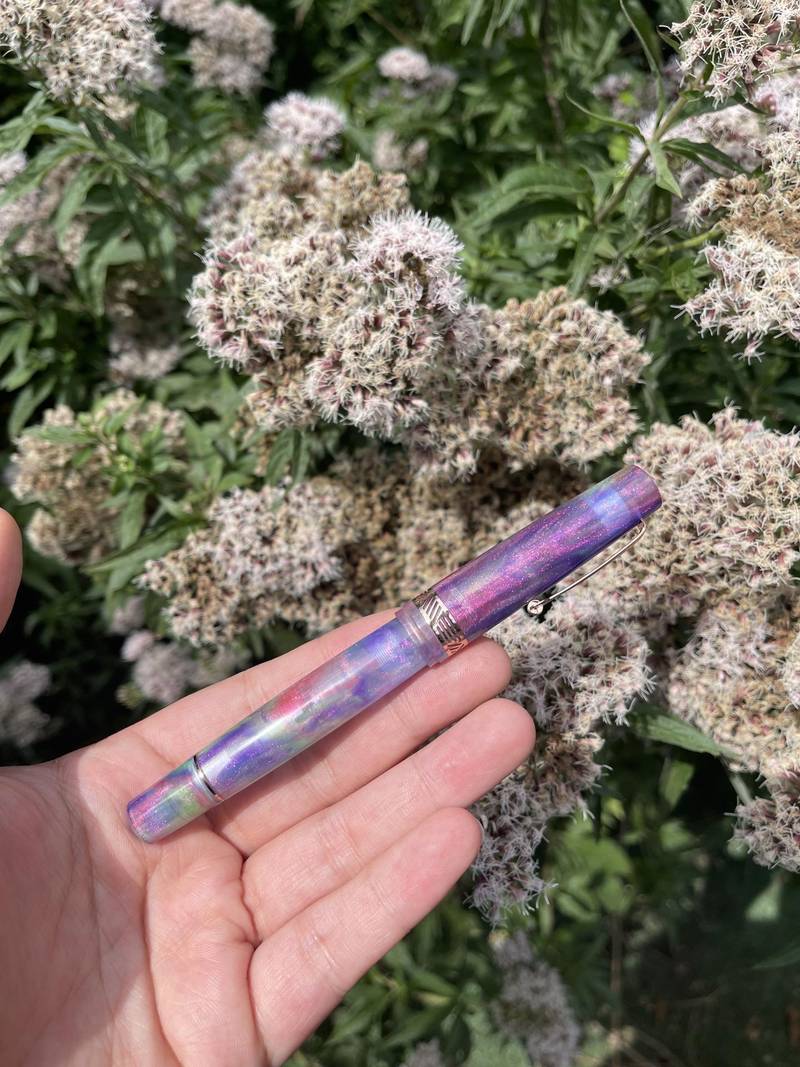 Leonardo Momento Magico Fountain Pen in Bella di Notte Leonardo Momento Magico Fountain Pen in Bella di Notte