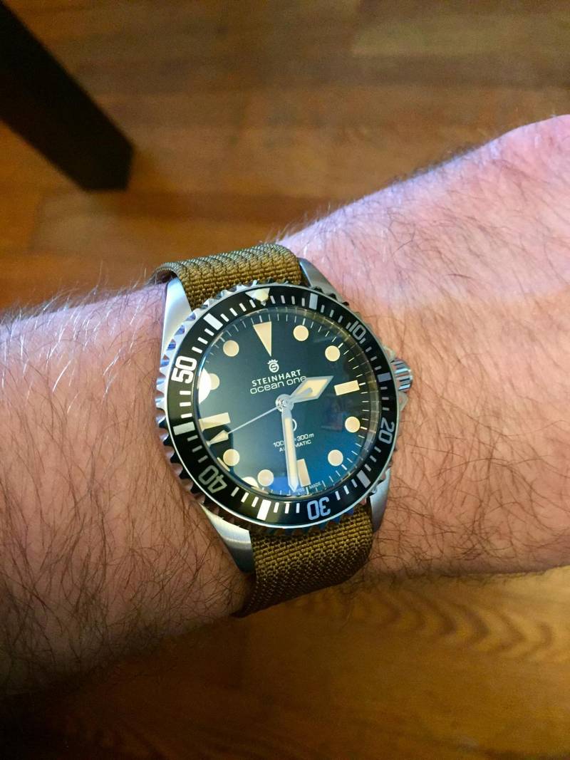 Steinhart Ocean Vintage Military 39 - Gnomon Exclusive