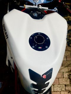 あすつく TWM TDPR01 レーシングタンクキャップ クイックタイプ DUCATI
